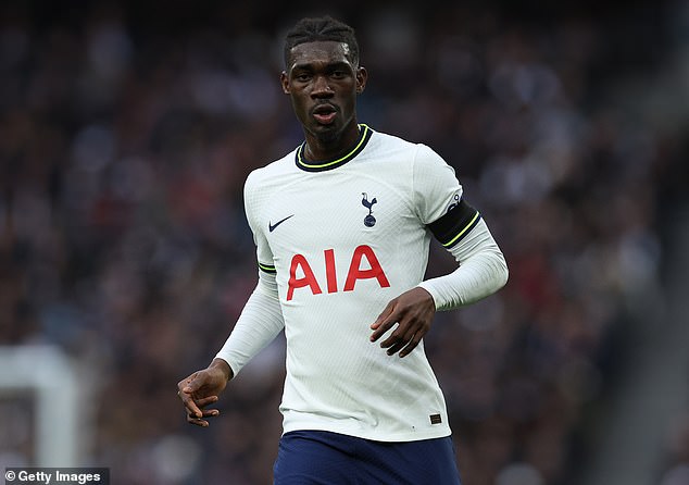 Yves Bissouma was forced to withdraw from Tottenham's starting eleven against Portsmouth