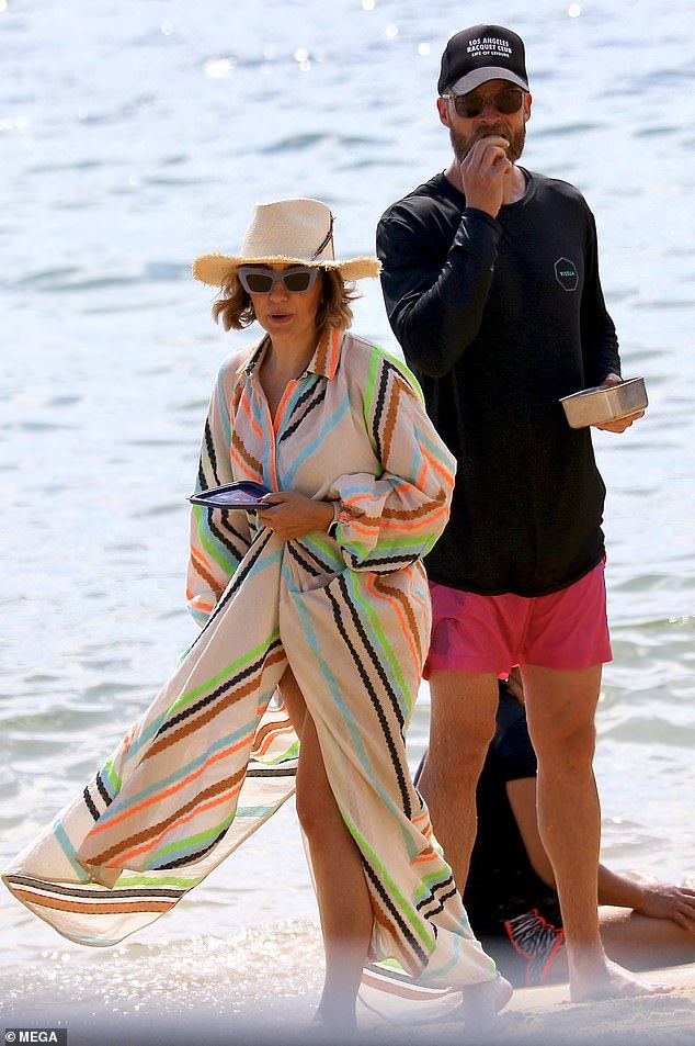 Zoë Foster Blake looked as stylish as ever on Tuesday as she hit the beach with her husband Hamish and their two children at Watsons Bay in Sydney.