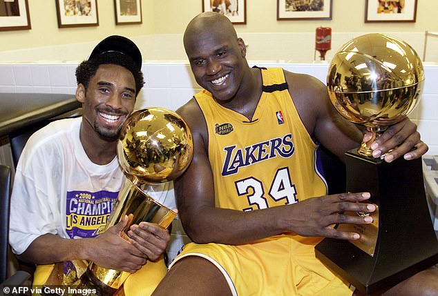 O'Neal weighed 345 pounds in 2000;  he was seen with the late Kobe Bryant after they captured the NBA title that year