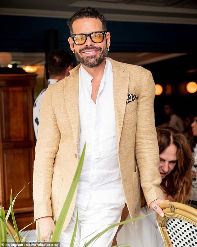 Mariano Caprarola, a TV presenter and fashion expert, died on August 17 due to kidney failure following buttock surgery performed by Aníbal Loocki