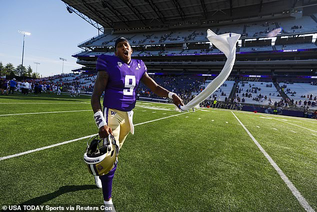 Washington quarterback Michael Penix threw for 450 yards as they dominated Boise State