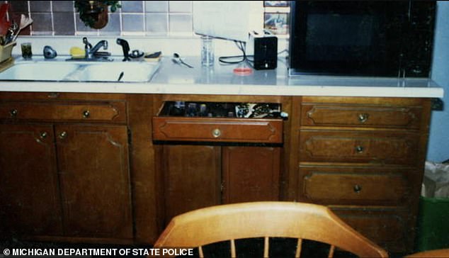 The knife, believed to be the murder weapon, was retrieved from one of the kitchen drawers but was never found