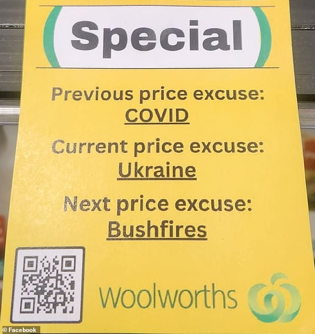 It comes after Coles and Woolworths announced earnings of $1.1 billion and $1.6 billion, respectively, in the past fiscal year.  The photo shows a message left at Woolworths