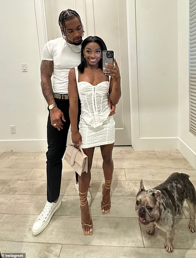 Date night!  The lovebirds further celebrated their reunion by going on a romantic date night together, and the two paused for a quick selfie to show off their outing outfits.