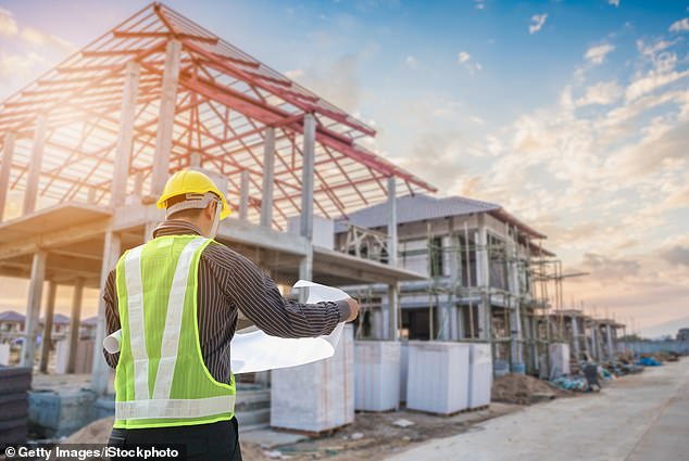 Both brothers have chosen to build houses in the Hunter Valley, an area on the rise