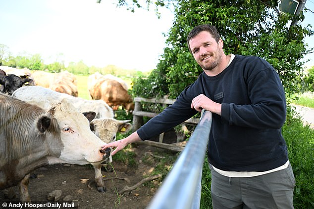 Born in Buenos Aires, Montoya struggles to admit he has no farming background despite appearing at a cattle field shooting