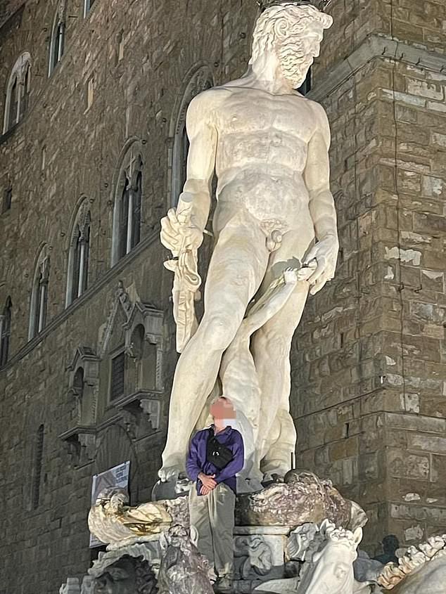 Florence Mayor Dario Nardella posted the clip, accompanied by a photo of the man standing by the statue with his face pixelated