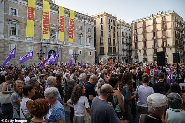 Protesters gathered at a rally on Monday to call for Rubiales' resignation from RFEF