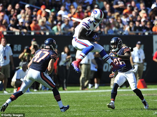 Williams makes a catch at Soldier Field during a game against the Bears in September 2014