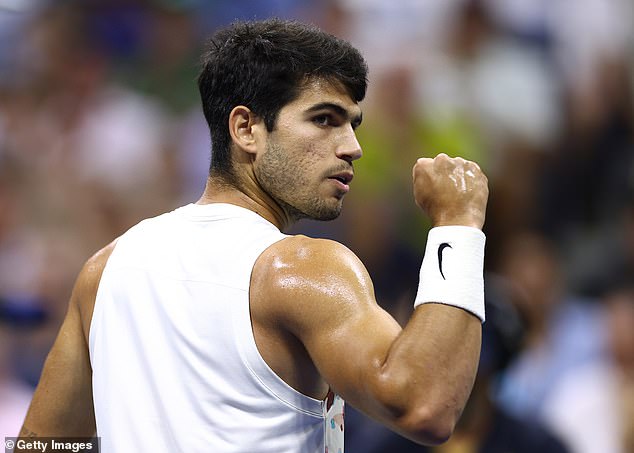 Alcaraz celebrates during his victory over Zverev in New York's US Open district