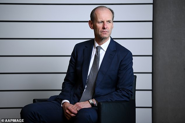 ANZ CEO Shayne Elliott received $6 million last year as bonuses boosted his $2.5 million base salary