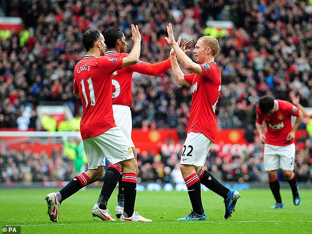 Scholes praised the team's work at Manchester United, while Gerrard was an individual