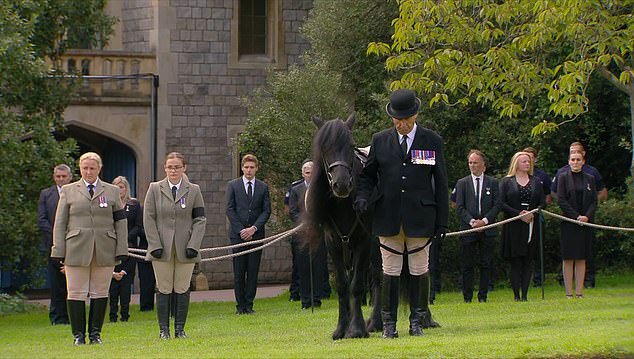 Queen Elizabeth's groom Terry Pendry took Her Majesty's favorite horse Emma to pay their respects yesterday.  He revealed that the Queen went horse riding in July