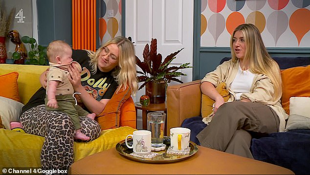 It's coming: Ellie, 32, and her sister Izzi, 27, were appearing on the hit Channel 4 show with Ezra resting on Ellie's knee when things took a turn for the worse
