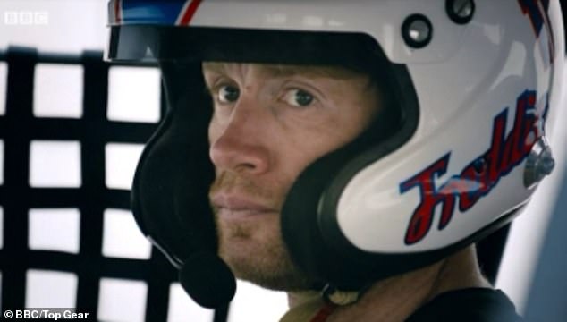 Flintoff's horror crash sports car was not equipped with airbags and emerged after impact