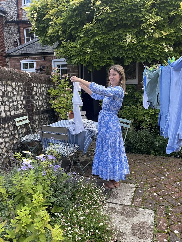 Natasha, who does laundry six times a week, finds the idea of ​​only one laundry day a week laughable