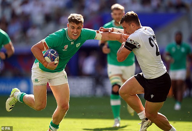 Garry Ringrose completes an axle that will be crucial to Ireland's chances against South Africa