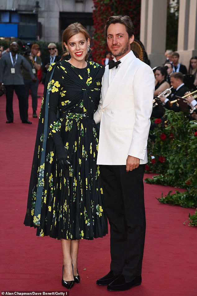 Edoardo looked dapper in a white tuxedo, which he paired with a classic pair of suede loafers