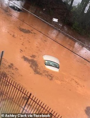 In the city center it rains for three hours in just fifteen minutes