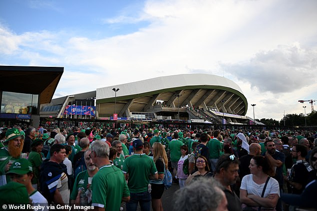 A crowd gathers outside the Stade de la Beaujoire ahead of Ireland's match against Tonga