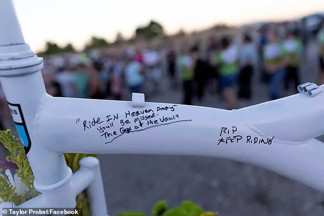 Touching messages were left on a bicycle set up in tribute to the failed retired officer