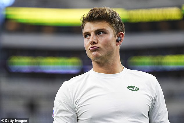 Zach Wilson promoted to Jets starting quarterback after Rodgers goes down