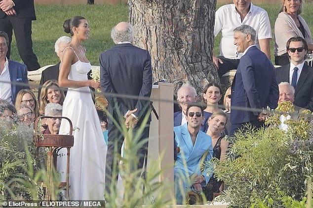 David is part of Emanuel's star-studded clientele and he celebrated the wedding in Saint-Tropez.