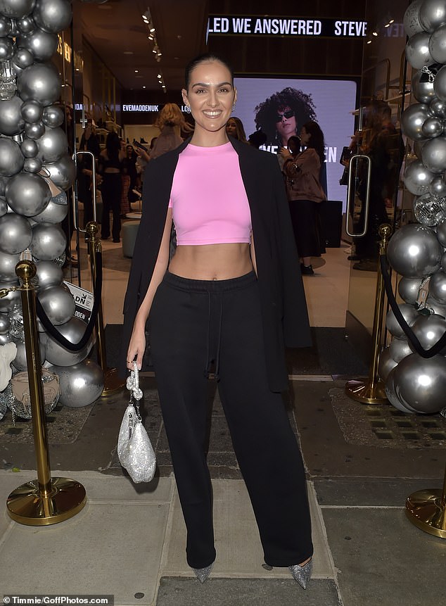 Stunning: Siannise Fudge, 29, who rose to fame in the first ever winter series of Love Island in 2020, showed off her sensational figure in a pink crop top and low-rise black pants.