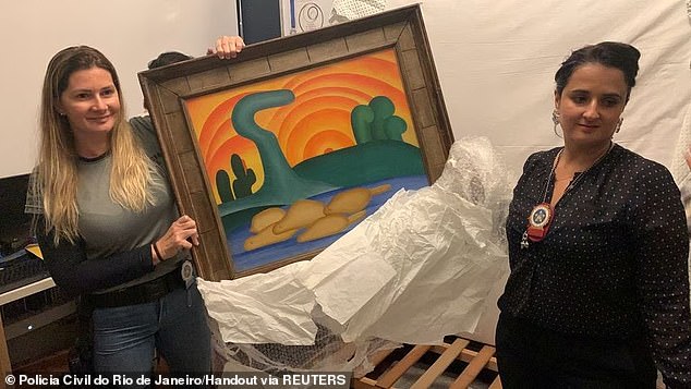 The police recovered the painting by Tarsila do Amaral titled 