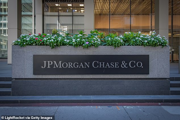 The meeting was hosted Wednesday evening by the nation's largest bank, JPMorgan, and included Google CEO Eric Schmidt, billionaire Mike Bloomberg, New England Patriots owner Robert Kraft and hedge fund billionaire Bill Ackman .