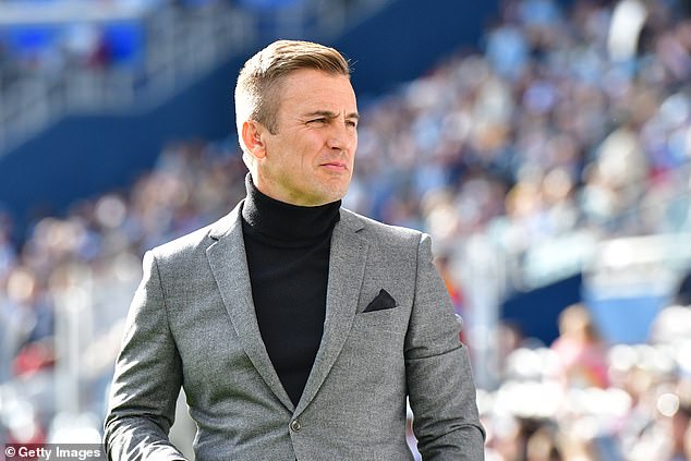 Twellman made the analogy while covering an MLS match between St. Louis and LA for Apple