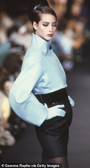 Christy Turlington walks the catwalk during the Lanvin Haute Couture Fall/Winter 1990-1991 fashion show in 1990