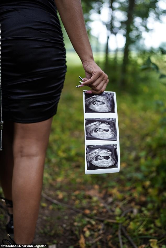 The mom-to-be concluded her message by telling her family and friends to 