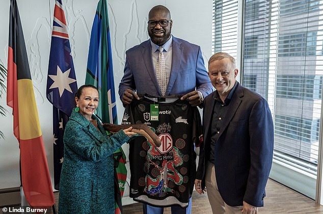 NBA legend Shaquille O'Neal (center) is pictured with Minister for Indigenous Australians Linda Burney (left) and Prime Minister Anthony Albanese (right)