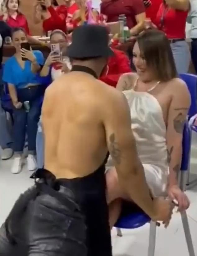 Colombian judge Heidy Polanía claims that the man in the video giving her a lap dance is not a stripper, but a waiter who works at a local waffle restaurant