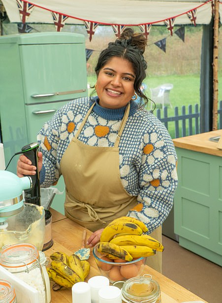 1695467765 812 Alison Hammond reveals she put on a stone while filming