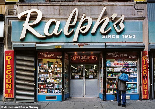 Ralph's Discount City on Chambers Street near Church Street in Tribeca.  Pictured here in 2004, the store closed in 2007