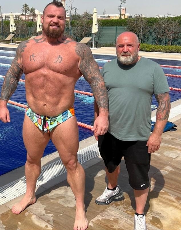 Coach Lindon Newbon helped him prepare his body for the fight against Hafþór Björnsson