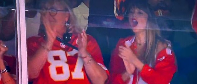 Swift was seen with Travis Kelce's mother watching the one-sided outburst