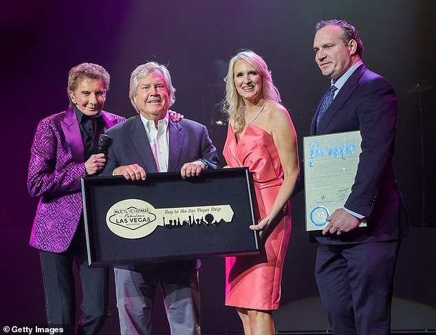 Manilow was given a ceremonial key to the Vegas Strip during the first of his three record-breaking Charity Weekend Celebration shows on September 21.