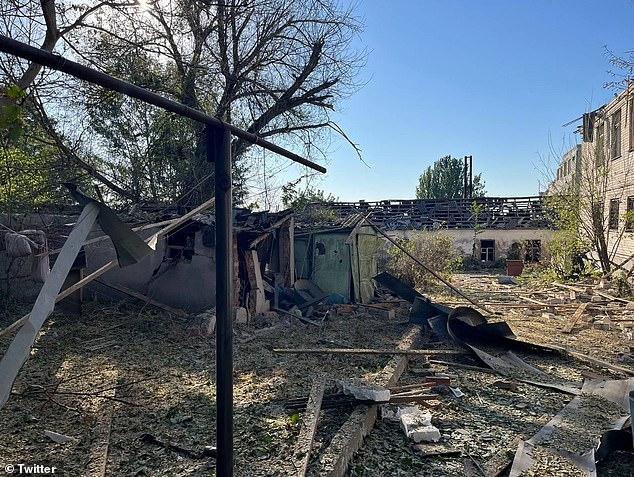 The governor of Kherson told how Russian forces attacked the city of Beryslav earlier today and destroyed an unspecified number of private houses.