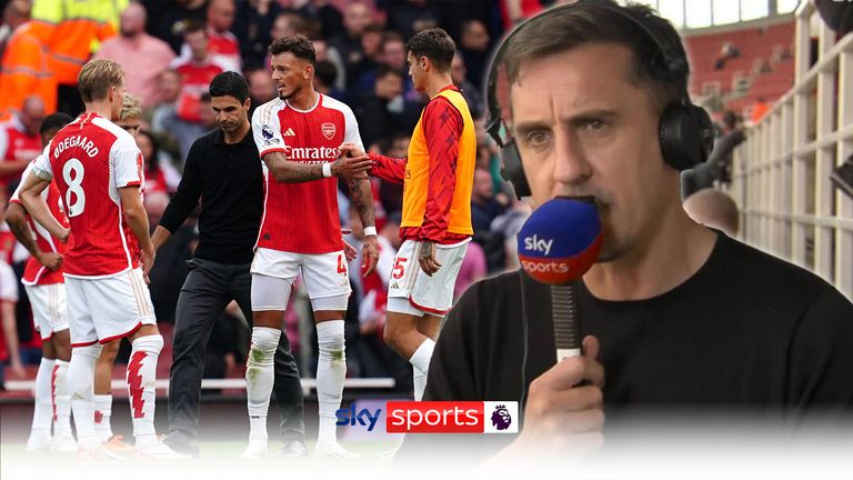 Gary Neville believes Arsenal lack a striker who can 'feel where the ball is going to land.'