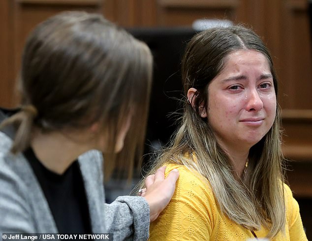 Defense experts argued that Sydney Powell (right) suffered a psychotic episode during the attack, but the prosecutor said she was of sound mind