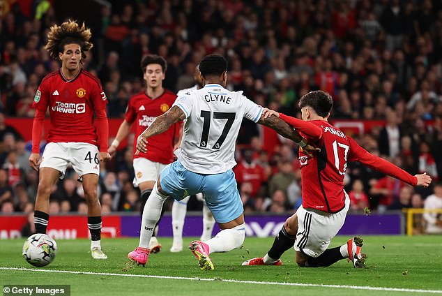 Alejandro Garnacho (right) opened the scoring with a well-taken shot from close range