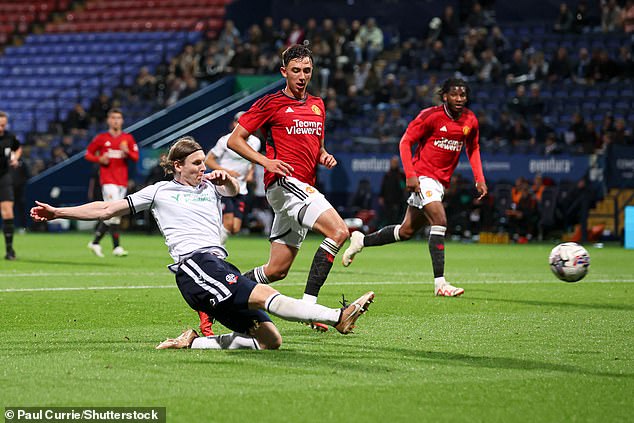 Jon Dadi Bodvarsson got into the action with Bolton's sixth goal in their biggest league win in 40 years