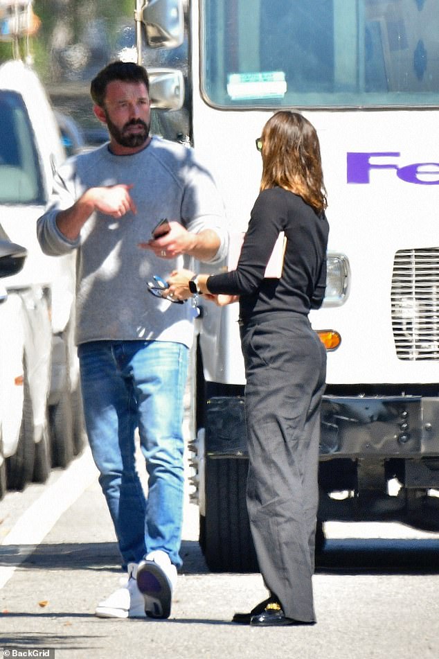 Details: Affleck appeared to be on good terms with Garner after she was seen giving him a hug during a previous meeting earlier this month.