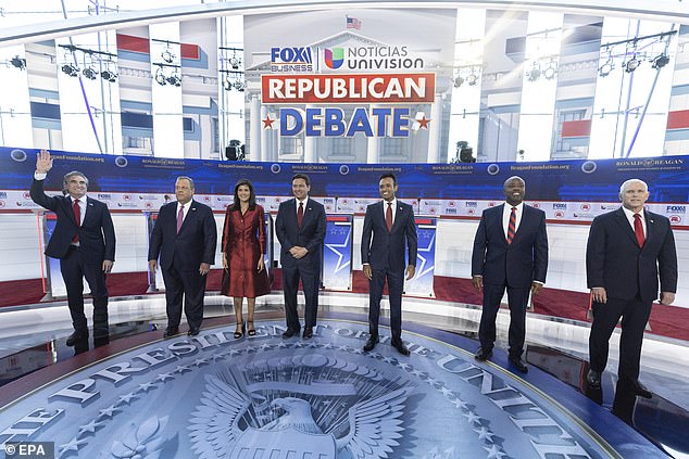 The statements came in a debate in which Republican presidential candidates gave a lesson in onstage bickering