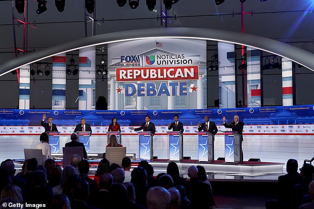 The seven other candidates competed in the absence of the clear frontrunner