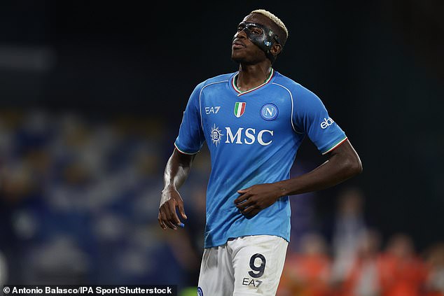 Leboeuf believes Chelsea should try to take advantage of Victor Osimhen's problems at Napoli