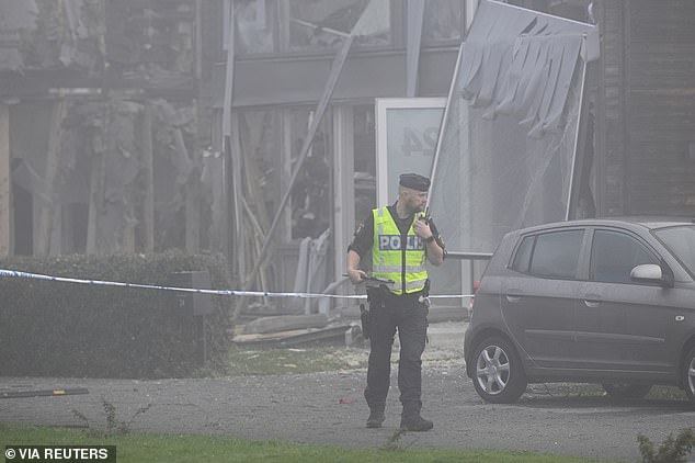 Police are investigating after an explosion occurred early Thursday morning in a residential area in Storvreta, outside Uppsala, Sweden